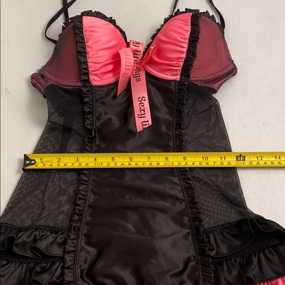 Victoria’s Secret Sexy Little Things black chemise with garters 34C - Picture 8 of 8